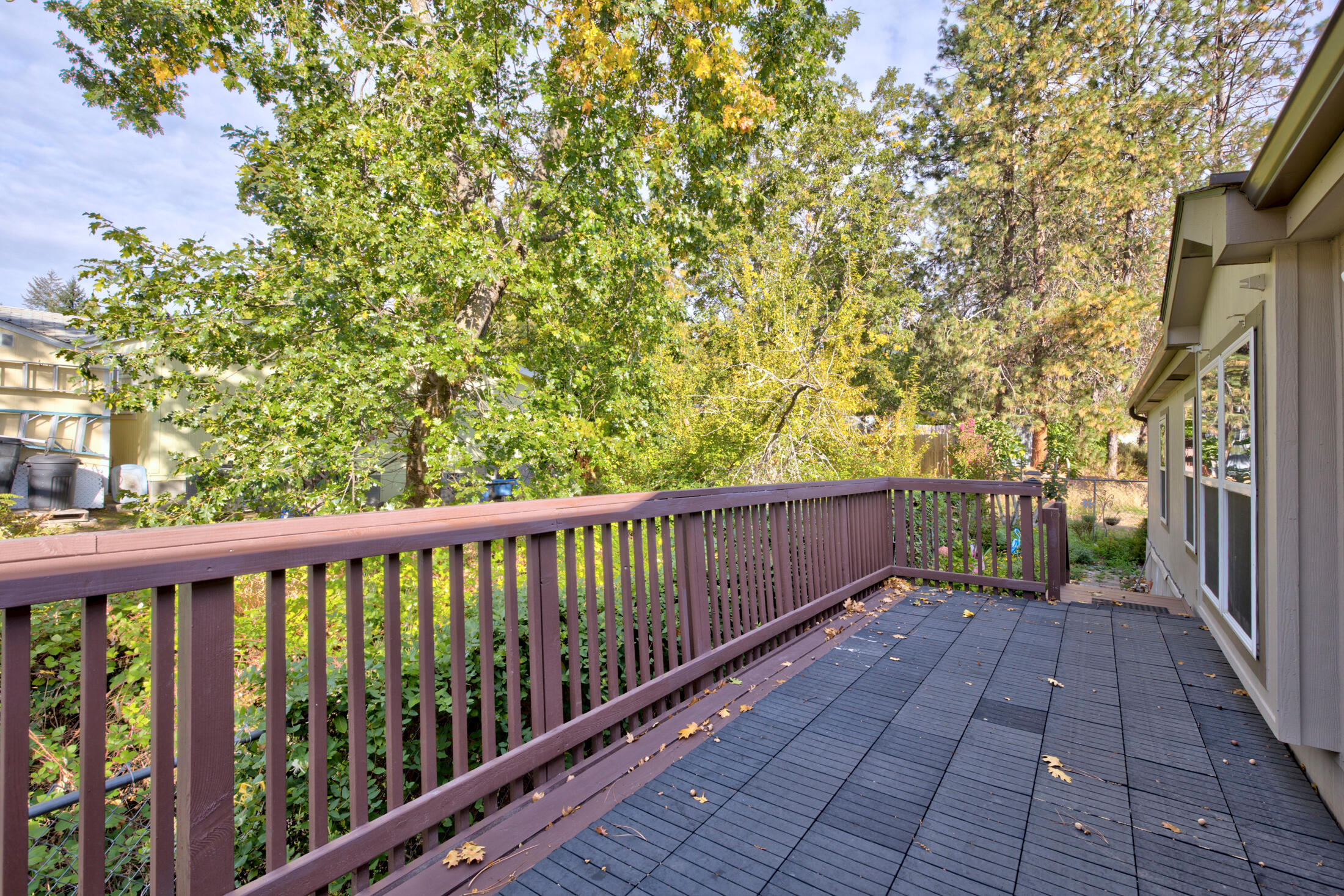 Country View Mobile Home Park - Residential