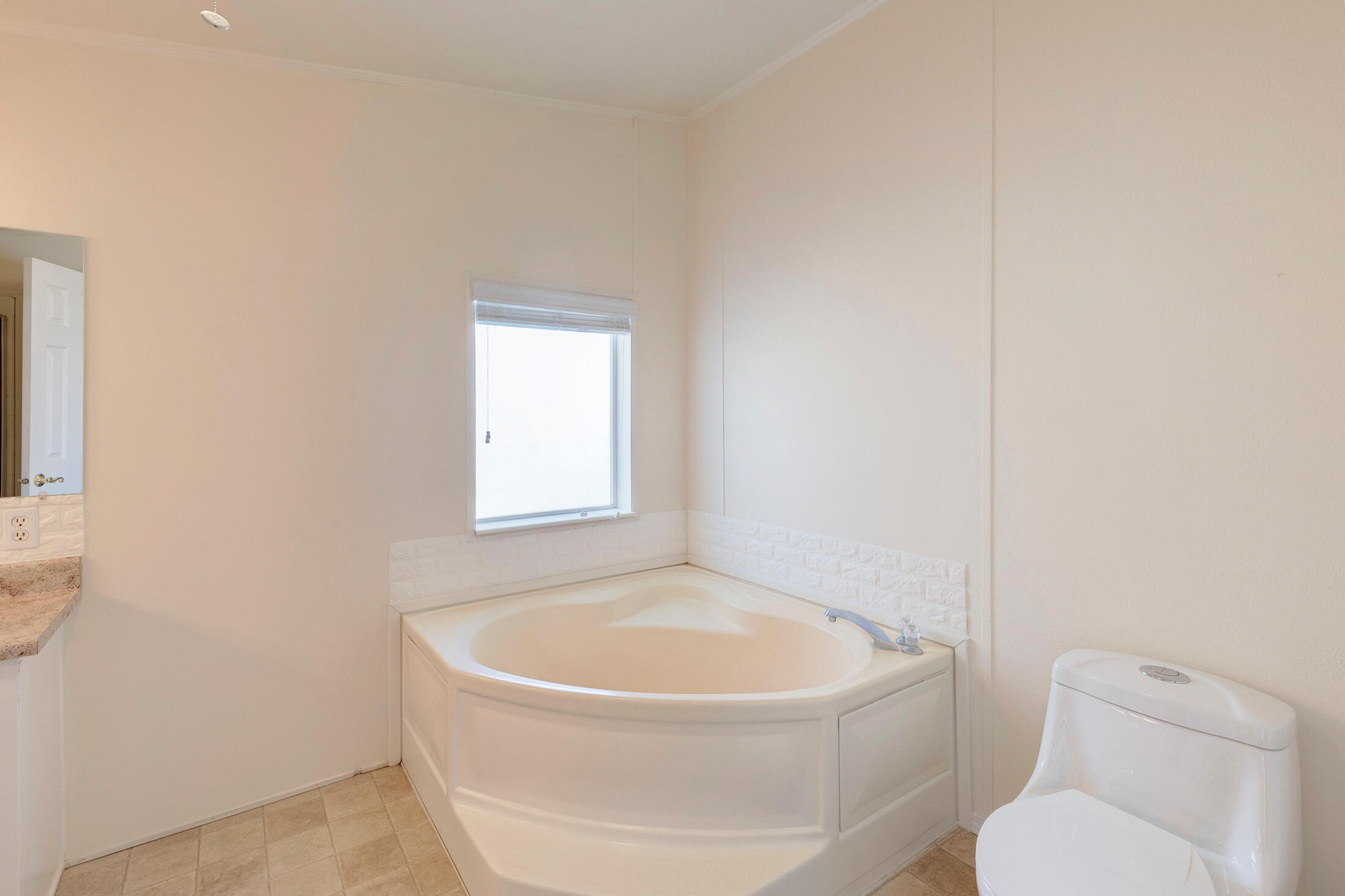 Country View Mobile Home Park - Residential