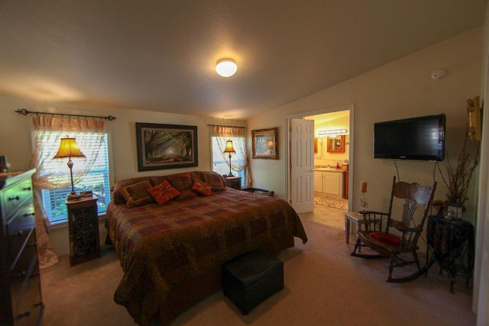 Country View Mobile Home Park - Residential