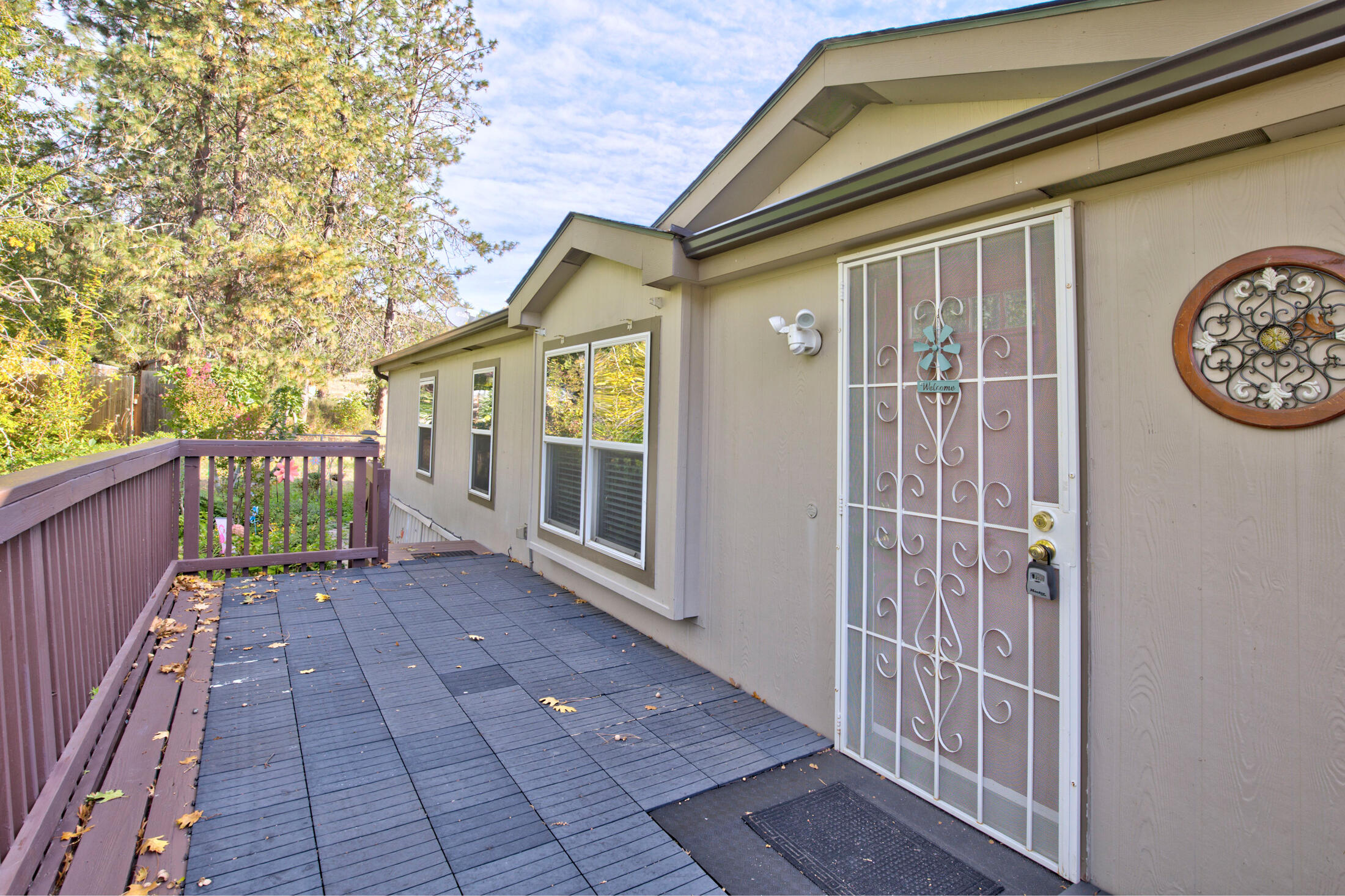 Country View Mobile Home Park - Residential