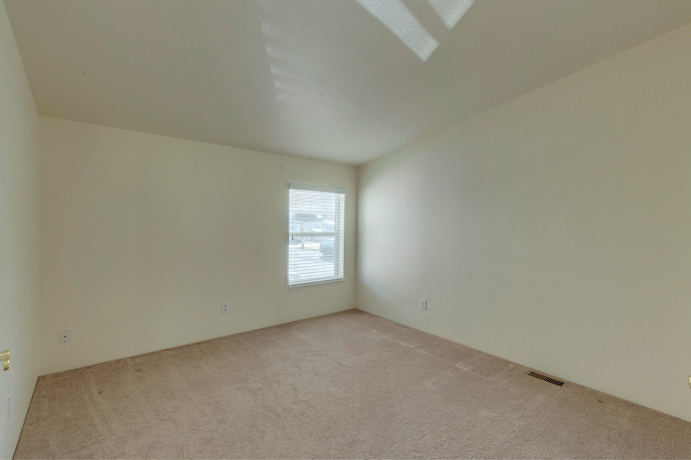 Country View Mobile Home Park - Residential