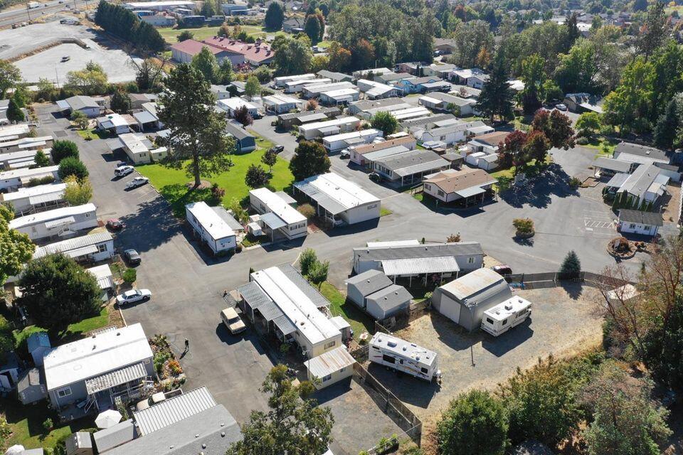 Country View Mobile Home Park - Residential