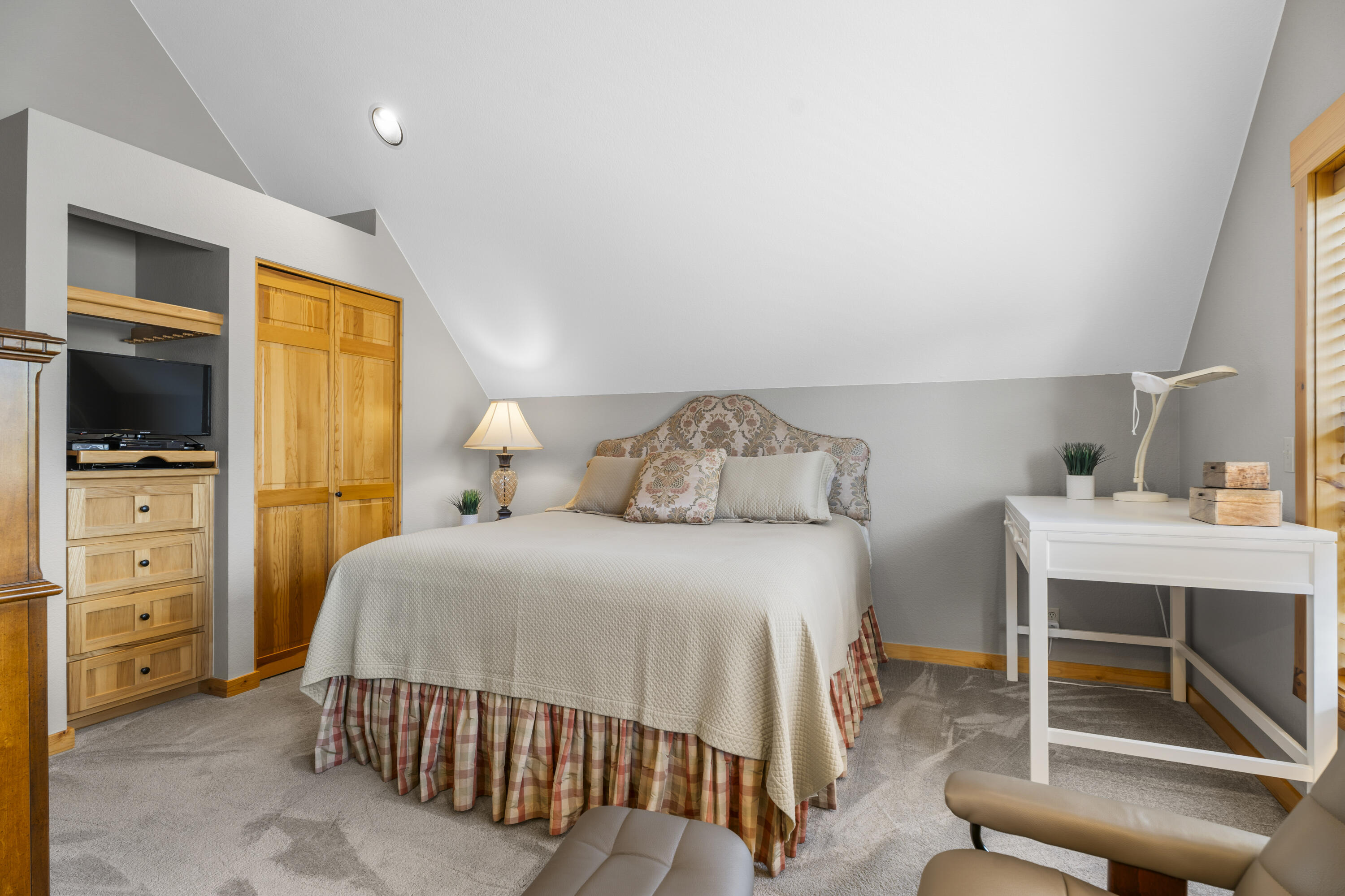 Eagle Crest - Residential