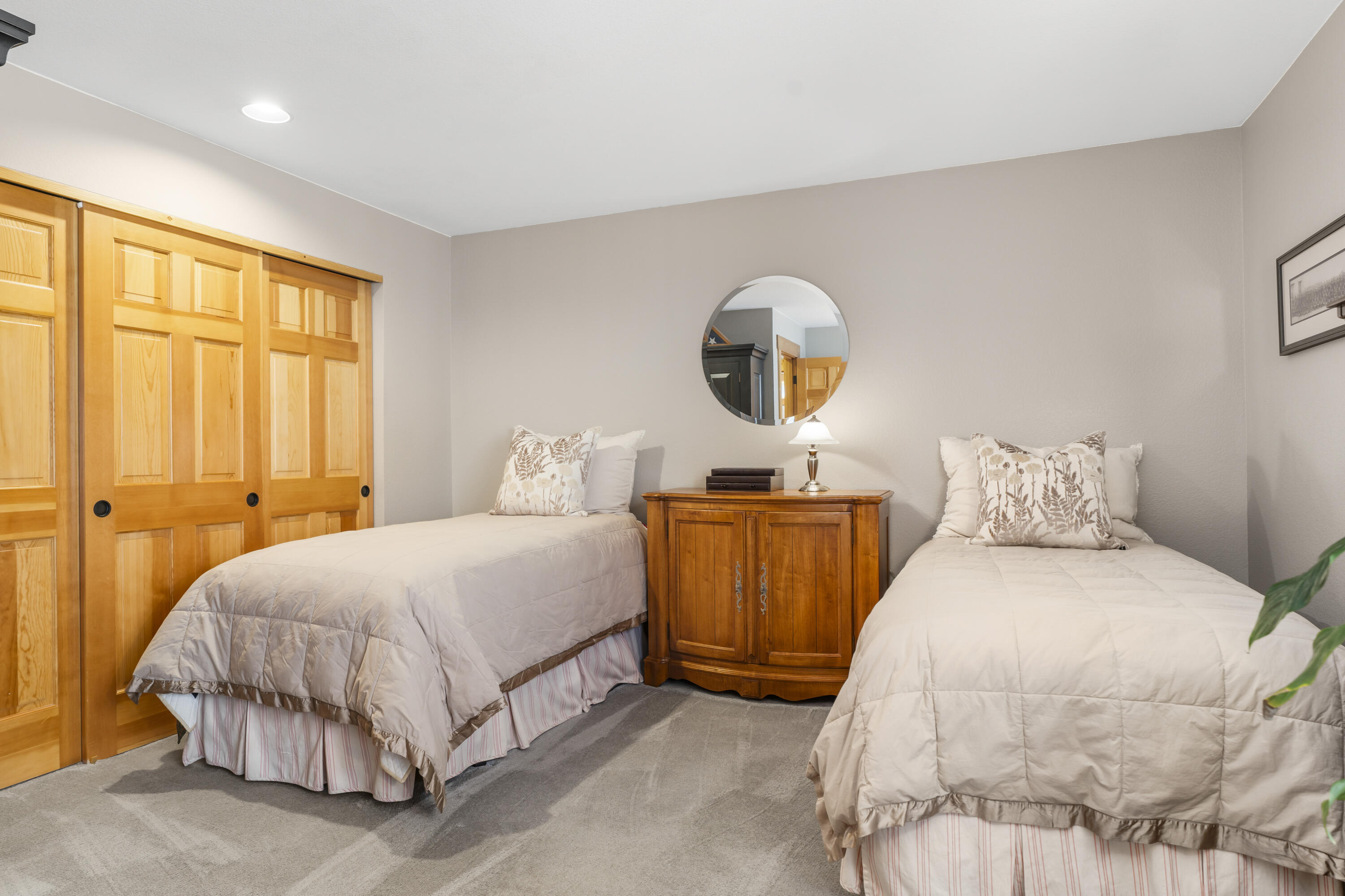 Eagle Crest - Residential