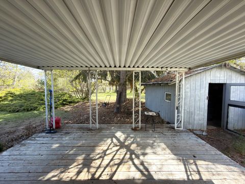 Tiny photo for 62928 Florence Drive, Bend, OR 97701 (MLS # 220220205)