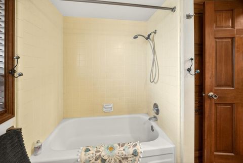 Tiny photo for 704 NW Sandy Drive, Grants Pass, OR 97526 (MLS # 220213093)