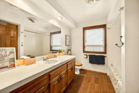 Tiny photo for 704 NW Sandy Drive, Grants Pass, OR 97526 (MLS # 220213093)