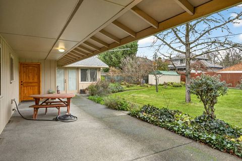 Tiny photo for 704 NW Sandy Drive, Grants Pass, OR 97526 (MLS # 220213093)