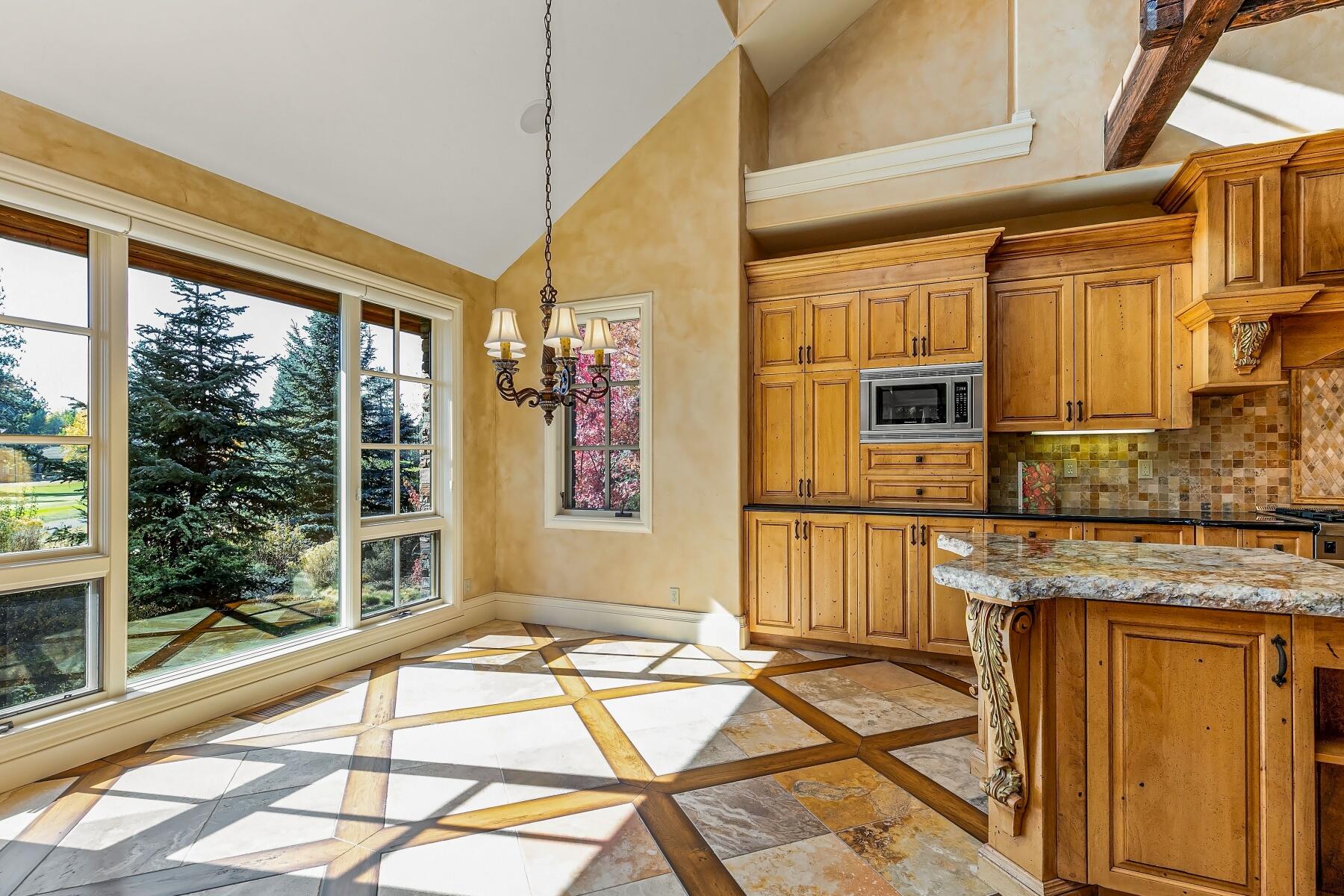 Broken Top - Residential