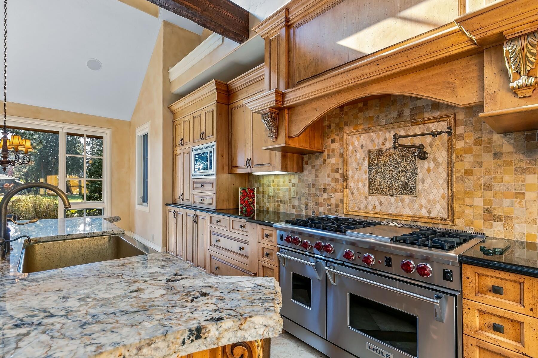 Broken Top - Residential