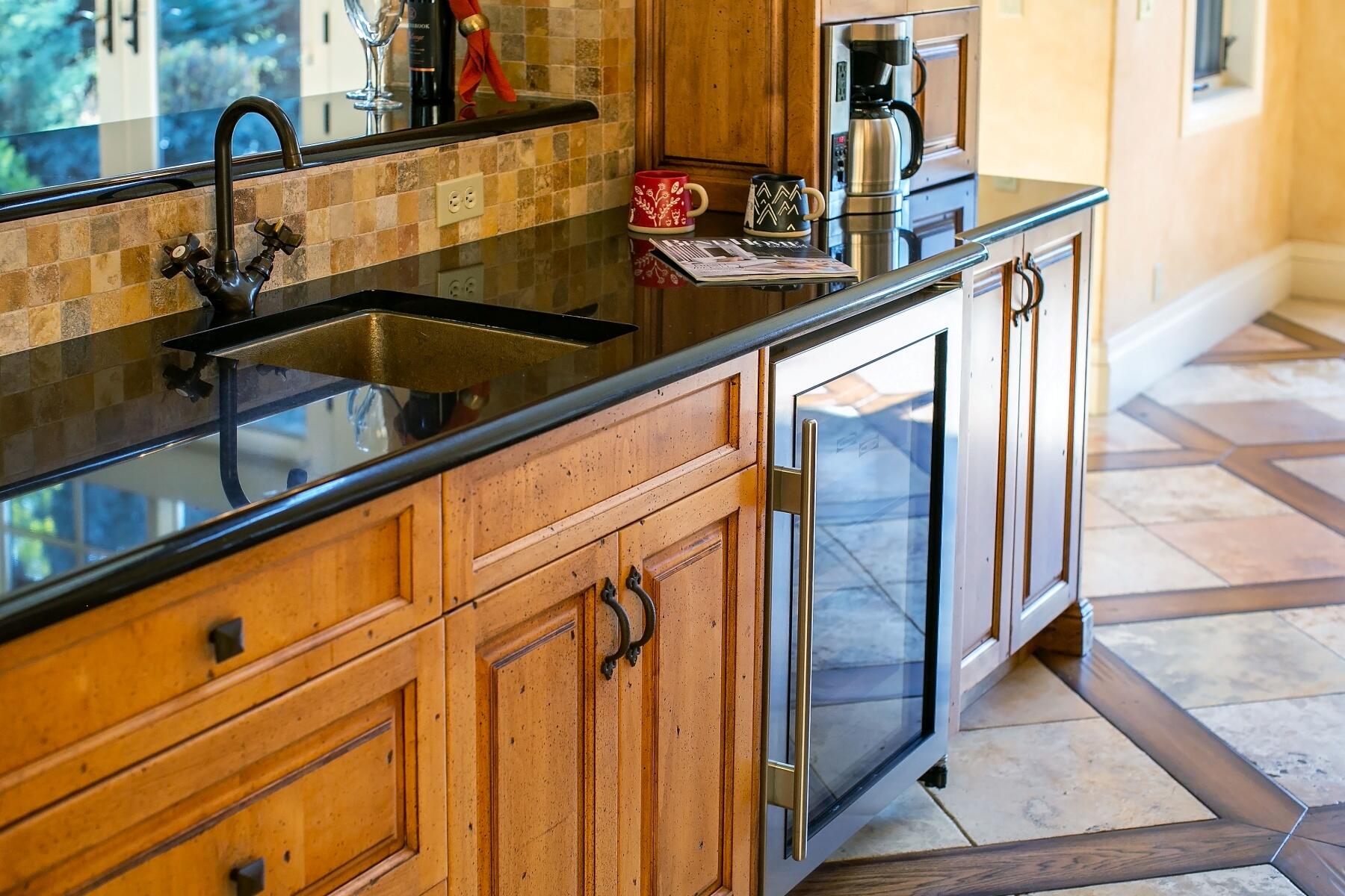 Broken Top - Residential