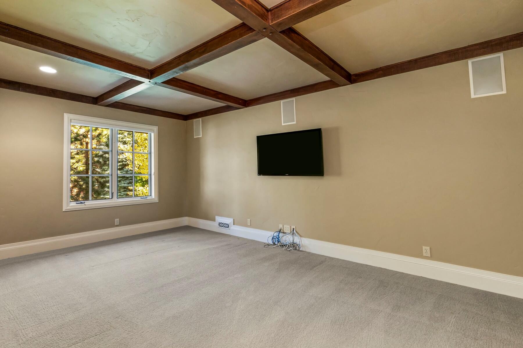 Broken Top - Residential