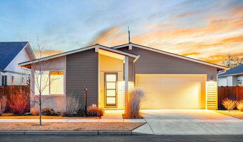 63873 Hunters Circle Circle Bend OR 97701