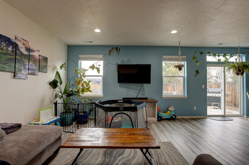 Bella Vista - Residential
