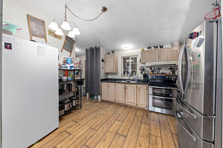 North Umpqua Homes - Residential