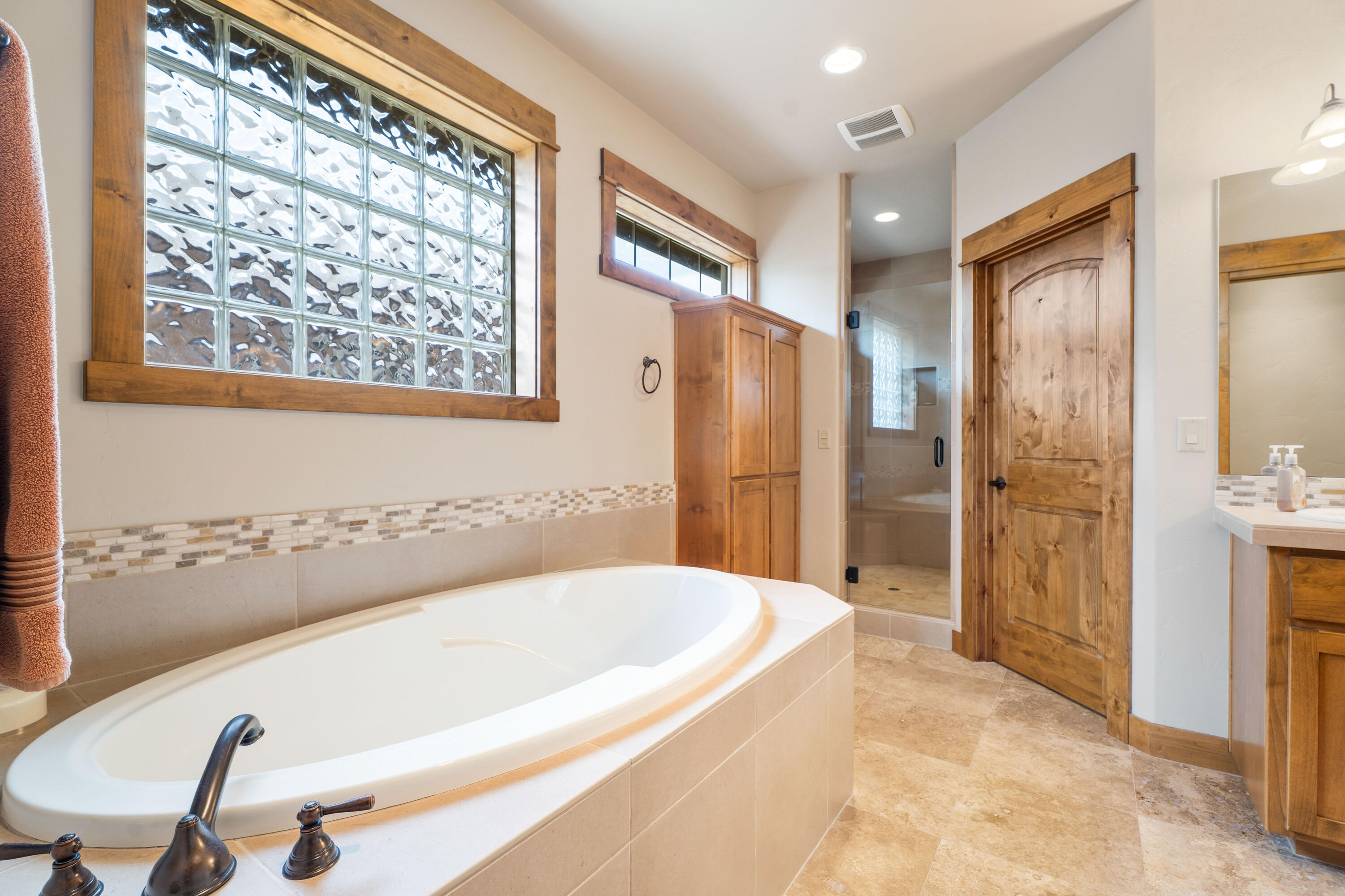 Eagle Crest - Residential