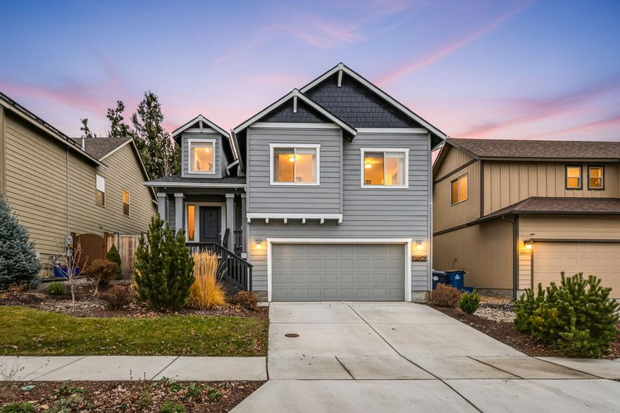 Your personal haven is calling to you from this spacious 4 bedroom home on 0.11 acre lot. This stylish home blends pride of ownership, tasteful finish work & outdoor living. Located in a respected community enjoy natural elevation & native landscaping including an oversized fenced backyard, private deck, garden area & Cascade mountain views. The floorplan lives large & maximizes its sq. footage while highlighting picture windows that capture natural lighting. The upper level boasts a large great room with gas fireplace, open kitchen & 3 bedrooms, 1 of which is a luxurious primary suite. The lower level features an expansive bonus room & bedroom/bath perfect for a variety of uses. Highlights include laminate wood floors, tile counters, slate accents, low maintenance landscaping & 2 primary suite closets. This home offers quick access to parks, schools, Costco & dining.