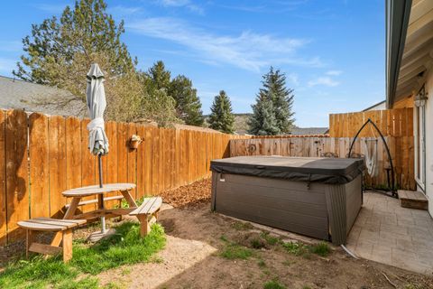 Tiny photo for 1270 SE 6th Street, Prineville, OR 97754 (MLS # 220217727)