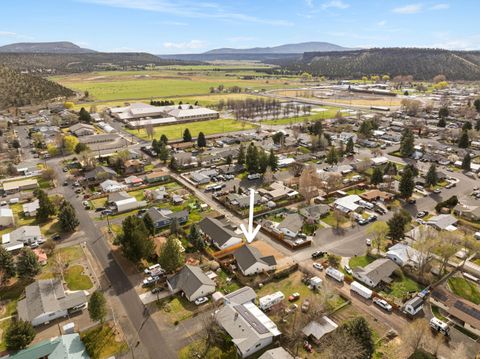 Tiny photo for 1270 SE 6th Street, Prineville, OR 97754 (MLS # 220217727)
