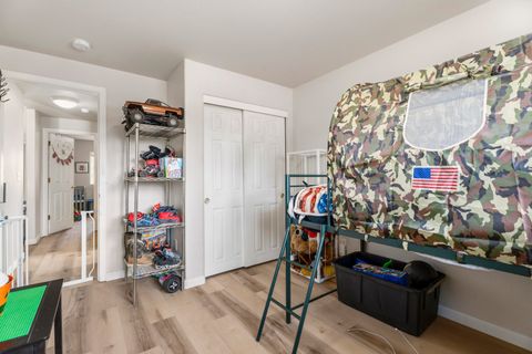 Tiny photo for 1270 SE 6th Street, Prineville, OR 97754 (MLS # 220217727)