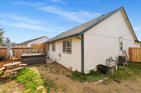 Tiny photo for 1270 SE 6th Street, Prineville, OR 97754 (MLS # 220217727)