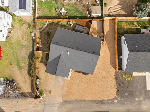 Tiny photo for 1270 SE 6th Street, Prineville, OR 97754 (MLS # 220217727)