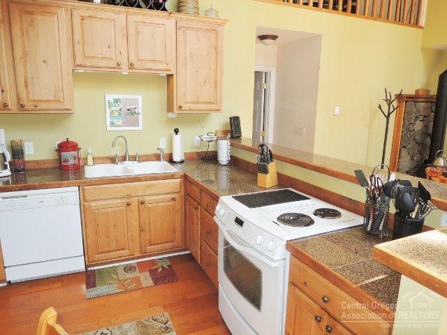 Deschutes River Acre - Residential