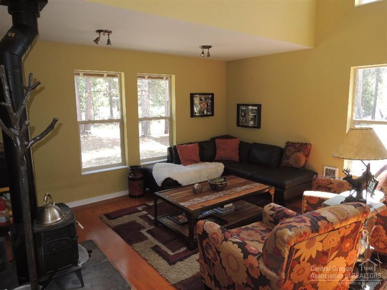 Deschutes River Acre - Residential