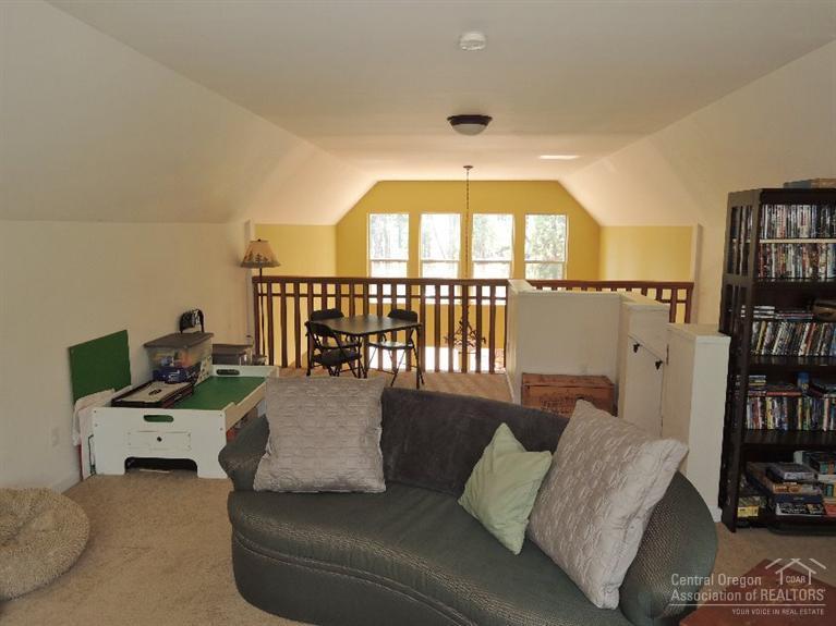 Deschutes River Acre - Residential