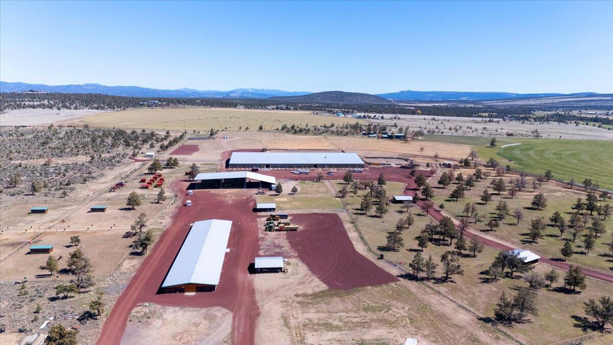 1299 NW McDaniel Road