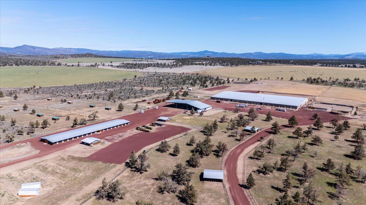 1299 NW McDaniel Road