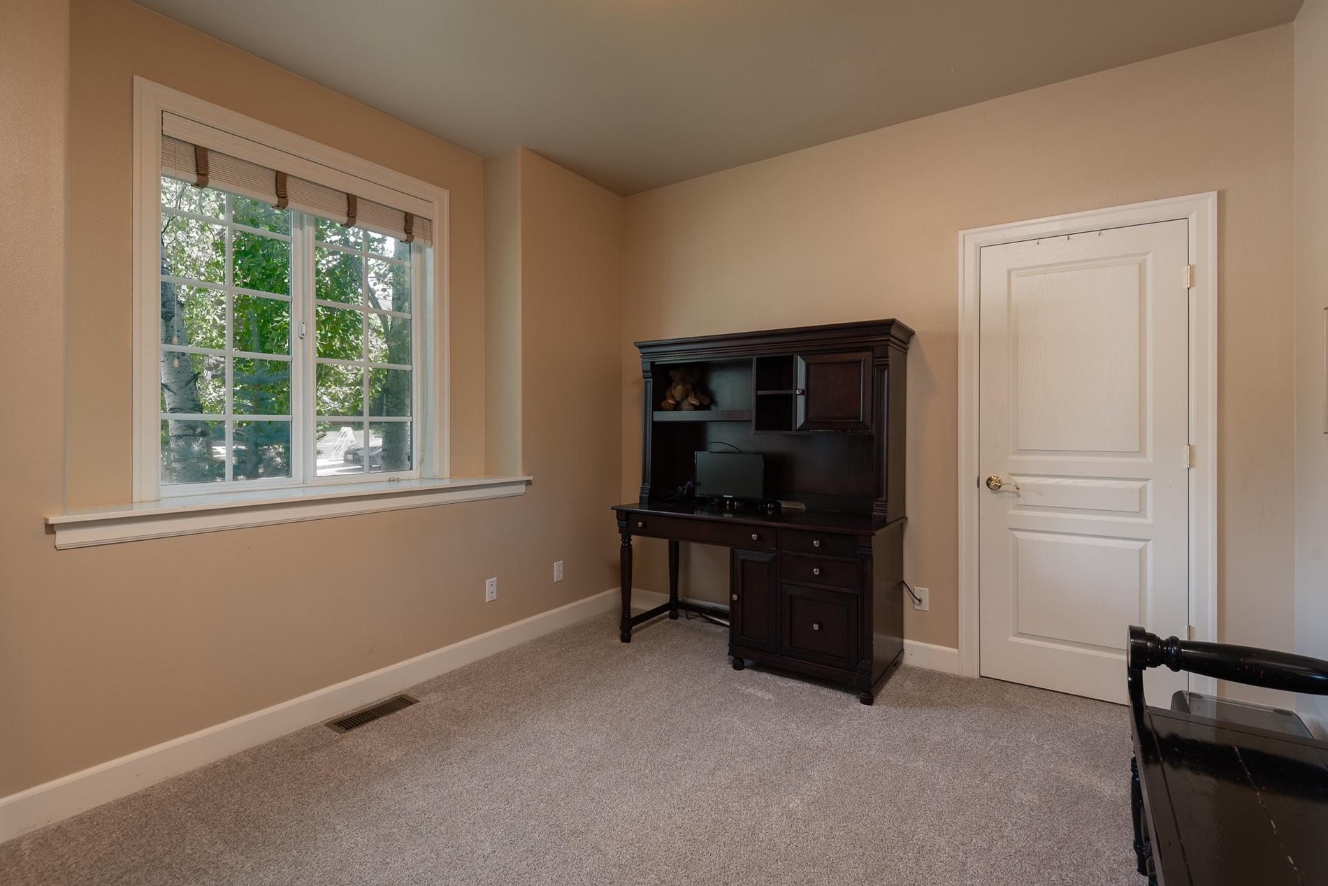 Braeburn - Residential