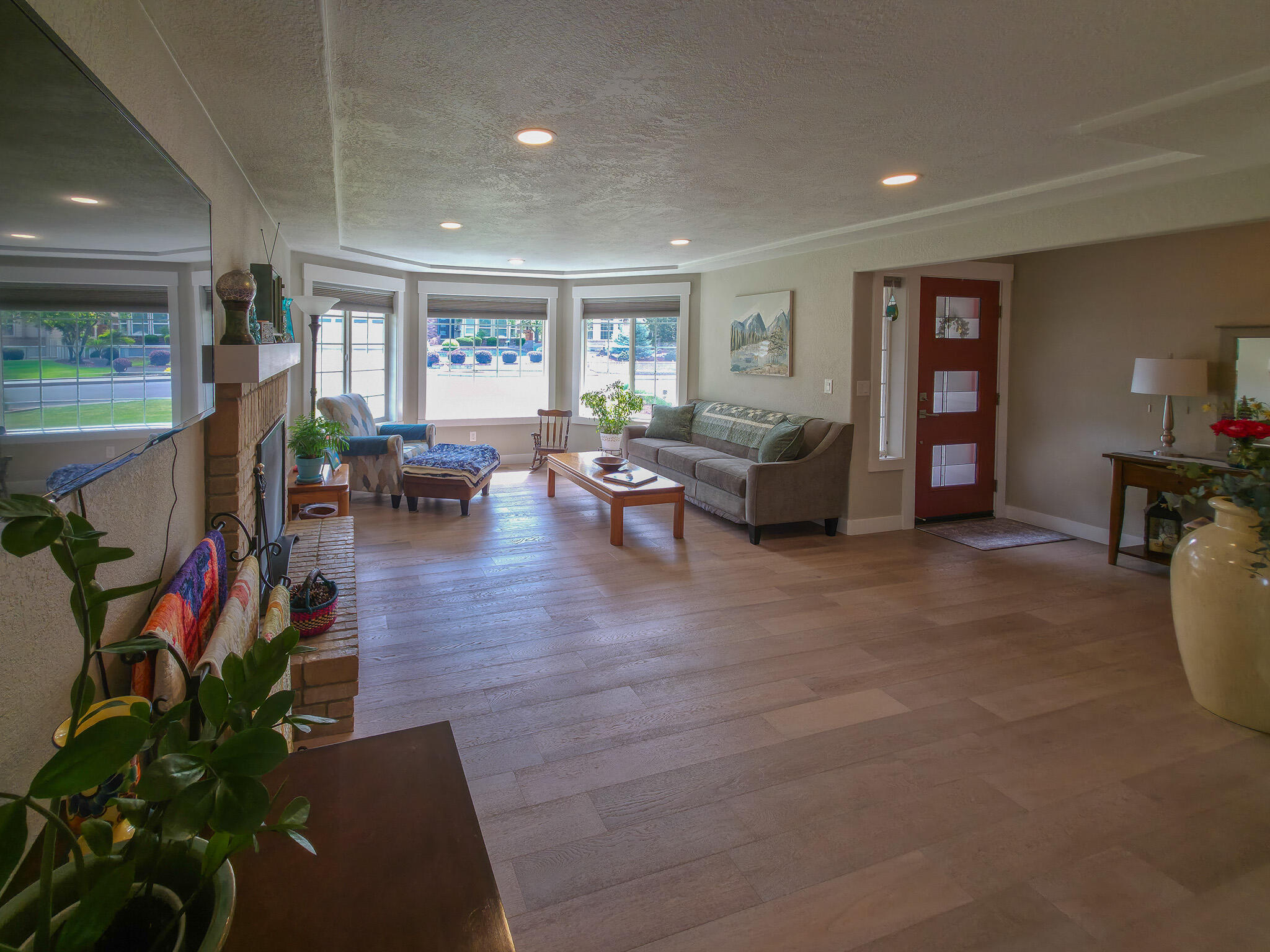 5625 Cherry Lane