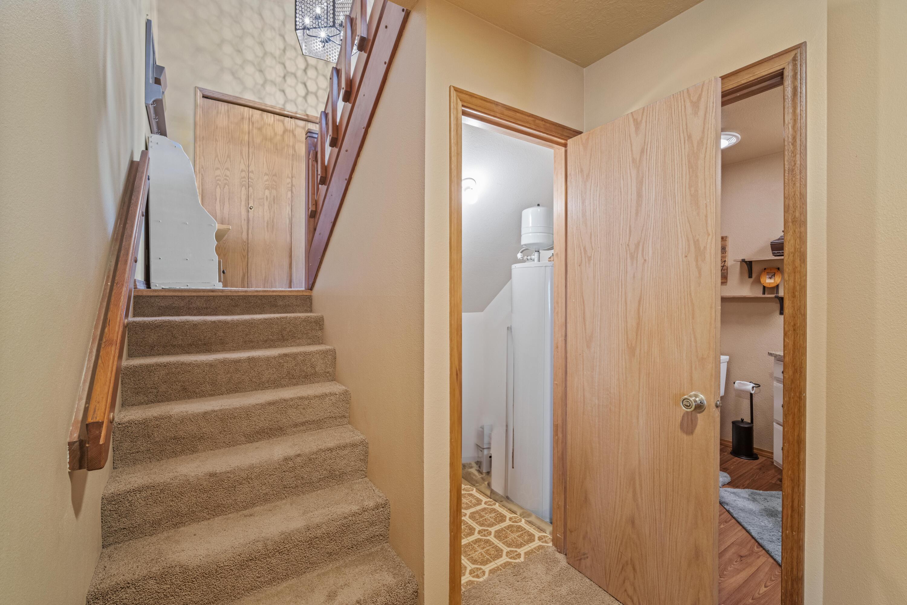 Fairway Crest Village - Residential