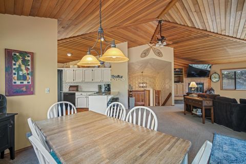 57815 Shag Bark Lane Sunriver OR 97707