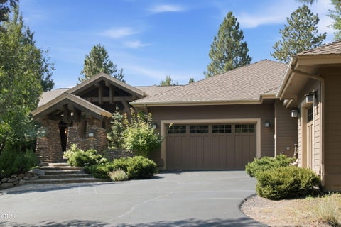 Tiny photo for 17094 Lady Caroline Drive, Sisters, OR 97759 (MLS # 220228137)