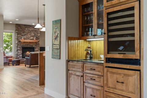 Tiny photo for 17094 Lady Caroline Drive, Sisters, OR 97759 (MLS # 220228137)