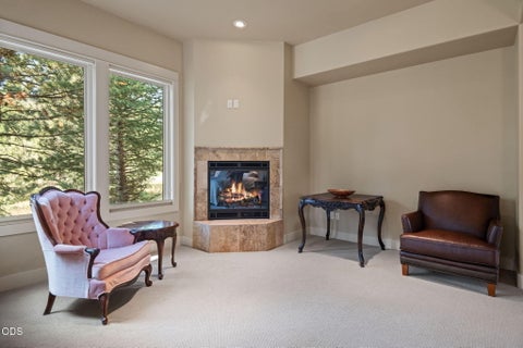 Tiny photo for 17094 Lady Caroline Drive, Sisters, OR 97759 (MLS # 220228137)