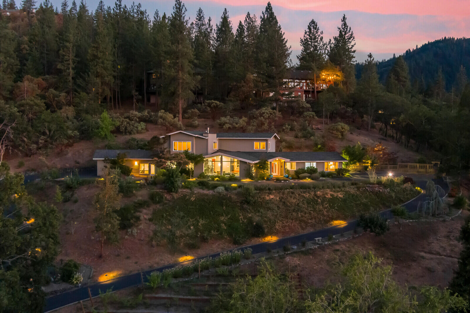 Viewpointe Terrace Subdivision - Residential