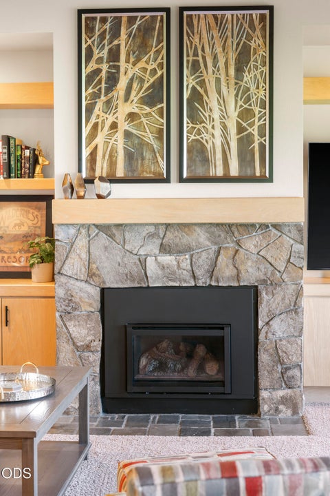 Tiny photo for 6969 Robin Court, Redmond, OR 97756 (MLS # 220223127)