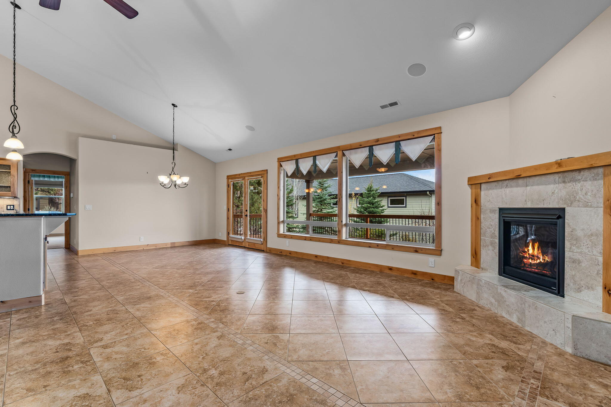 Eagle Crest - Residential