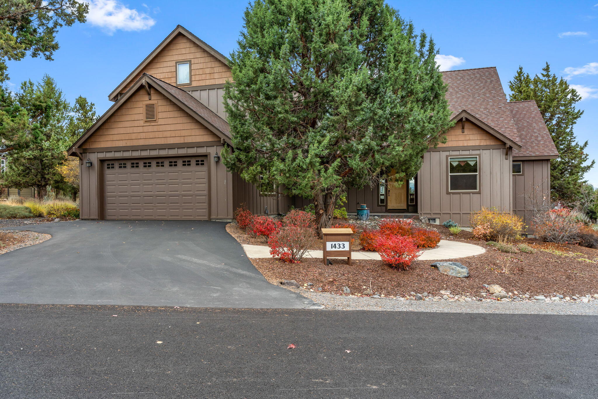 1433 Trail Creek Court