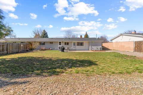 Tiny photo for 10553 Wright Avenue, Klamath Falls, OR 97603 (MLS # 220217142)