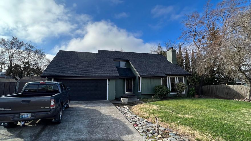 Seller Motivated!! Don't miss out on one of the only pool homes currently available on the market. Spread out in this 2216 sq ft 3 bed /2 bath. This home offers a huge family room, granite kitchen and bar counters, vaulted ceilings, and updates through-out.  This E. Medford location is neatly tucked inside a cul-de-sac and just minutes away from the park. Roxy Ann views are right out the front door. New exterior in the past 5 years. 10x12 Shed, RV Parking, Fenced back yard, newer vinyl pool liner and pool slide. This home would make a great place for entertainment. Seller Motivated!!