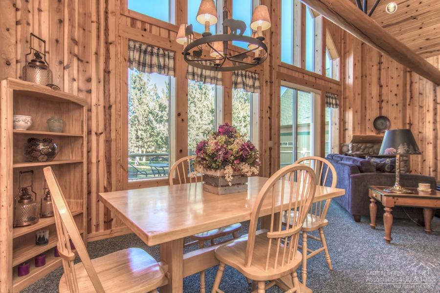 Eagle Crest - Residential