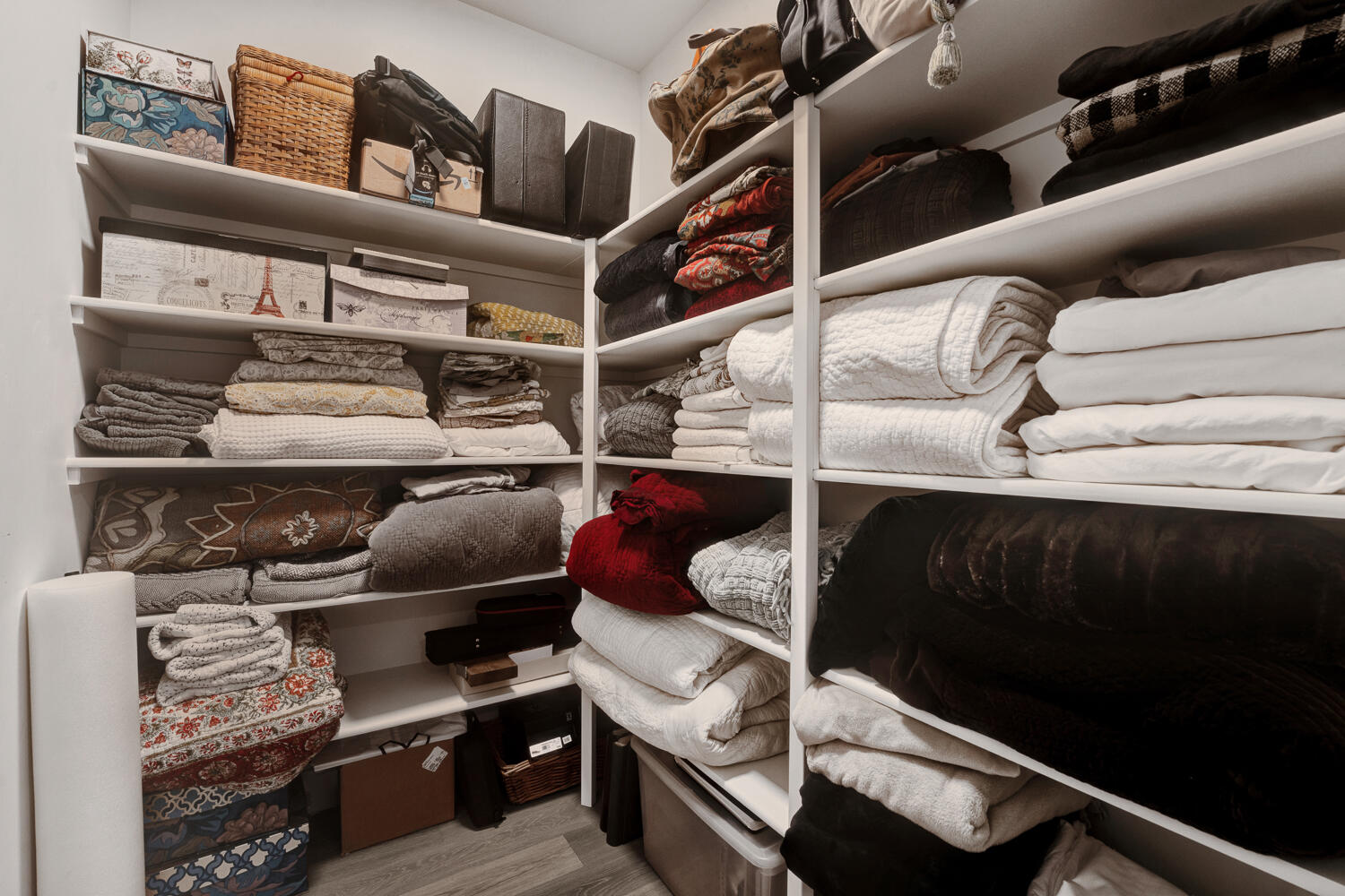 River Vale - Residential