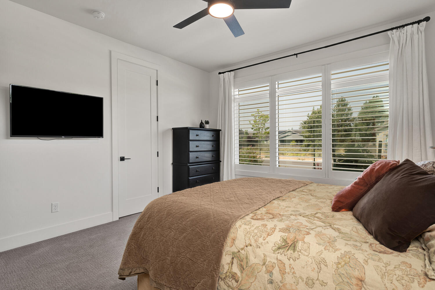 River Vale - Residential