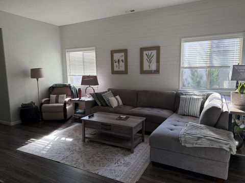 Tiny photo for 3380 SW 28th Street, Redmond, OR 97756 (MLS # 220215728)