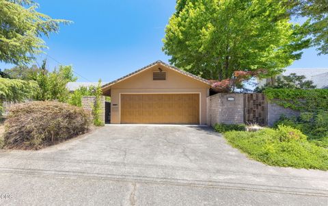 Tiny photo for 1325 NW Lawnridge Avenue, Grants Pass, OR 97526 (MLS # 220222893)
