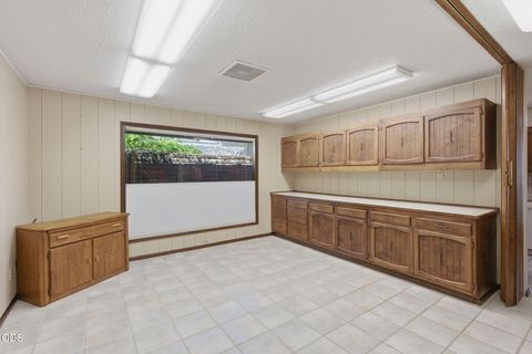 Tiny photo for 1325 NW Lawnridge Avenue, Grants Pass, OR 97526 (MLS # 220222893)